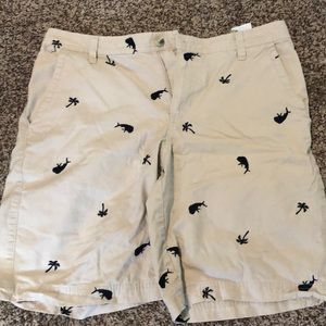 Columbia khaki shorts